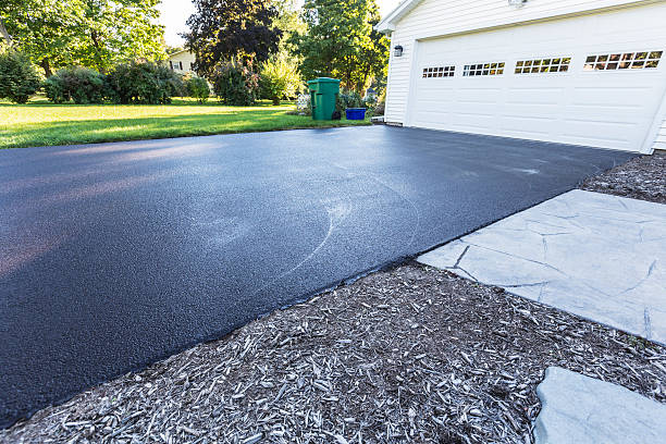 Best Concrete Driveway Installation in West Crossett, AR